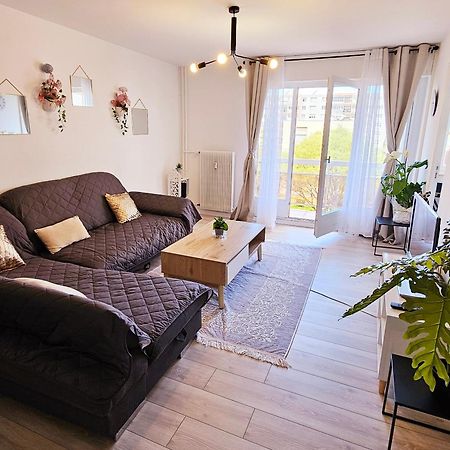 Logement Dans Residence - A 10 Km Du Centre Ville Et A 5 Minute Du Parlement Europeen Avec Parking Gratuit Hoenheim Ngoại thất bức ảnh