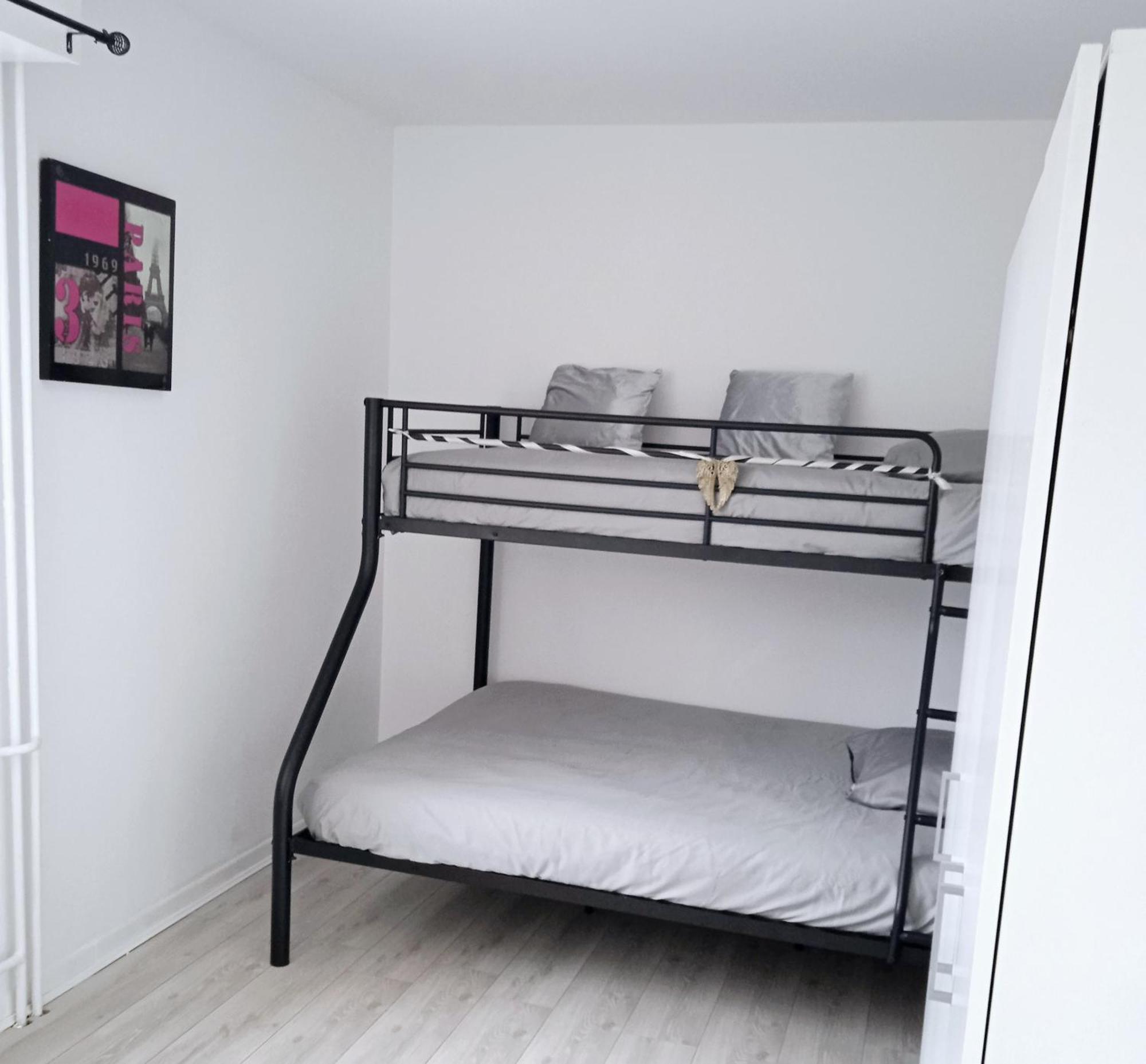 Logement Dans Residence - A 10 Km Du Centre Ville Et A 5 Minute Du Parlement Europeen Avec Parking Gratuit Hoenheim Ngoại thất bức ảnh